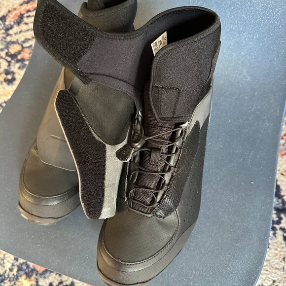 Shimano SH-MW502 Winter Cycling Shoe - Men's 12.5 - 48 - Picture 12 of 14